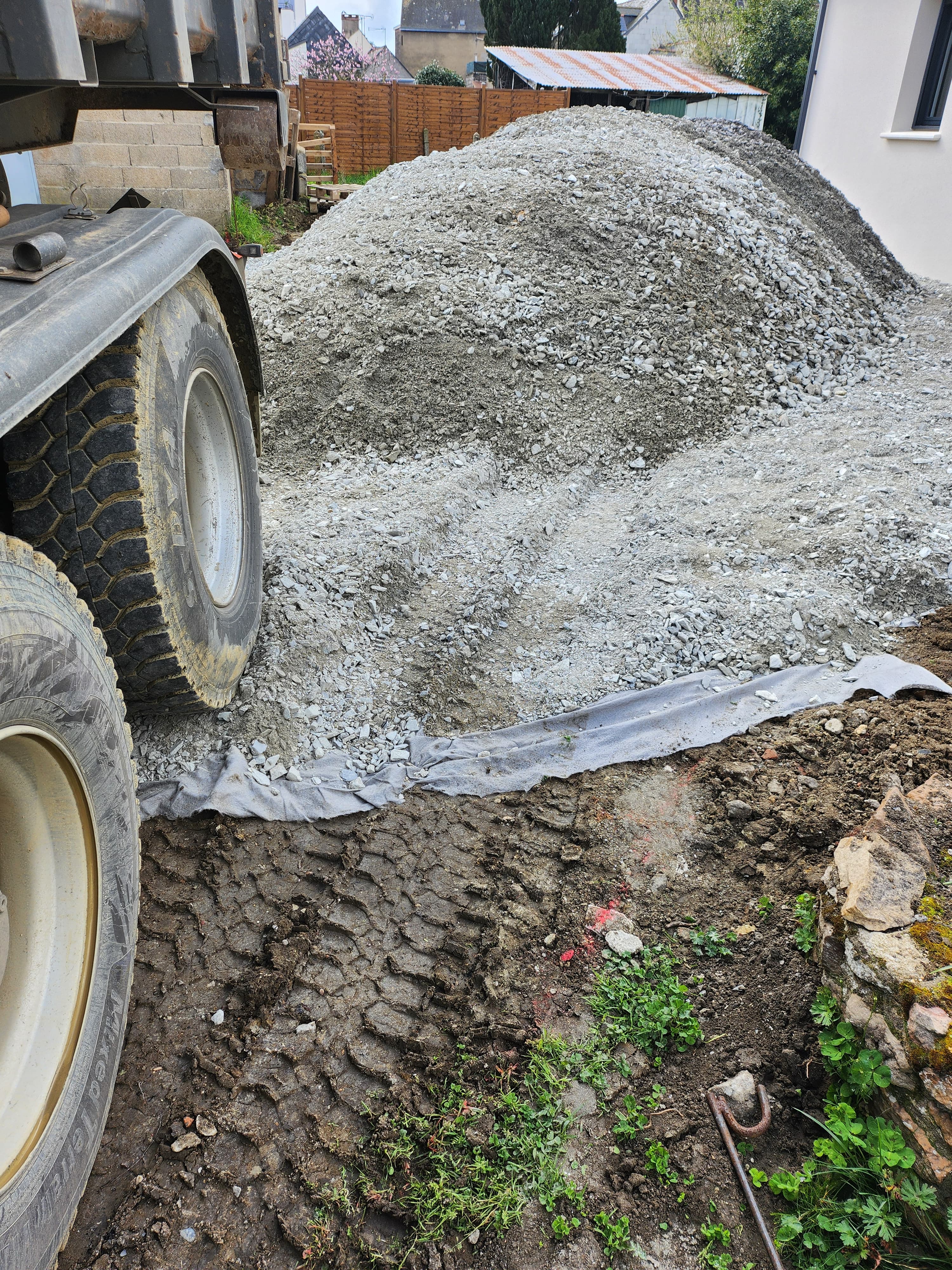 A vendre Pierre 0,20 pour accès